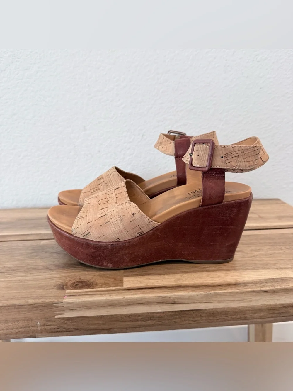 Kork-Ease euc adjustable
